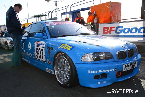 VLN 12-04-2008 01 Training Fahrerlager 033