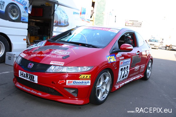 VLN 12-04-2008 01 Training Fahrerlager 039