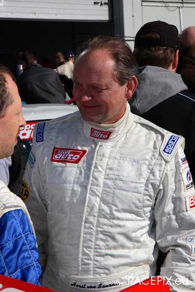 VLN 12-04-2008 01 Training Fahrerlager 046