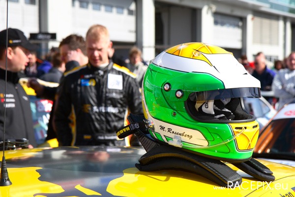 VLN 12-04-2008 01 Training Fahrerlager 048