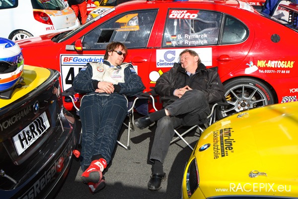 VLN 12-04-2008 01 Training Fahrerlager 049