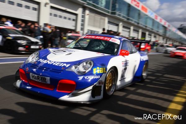 VLN 12-04-2008 01 Training Fahrerlager 070