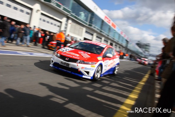 VLN 12-04-2008 01 Training Fahrerlager 080