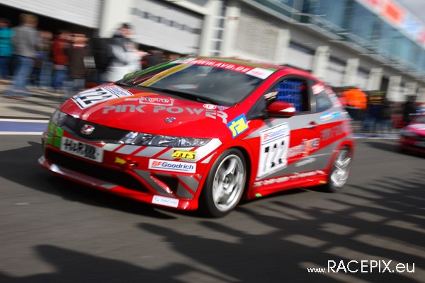 VLN 12-04-2008 01 Training Fahrerlager 082