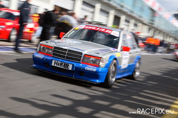 VLN 12-04-2008 01 Training Fahrerlager 094
