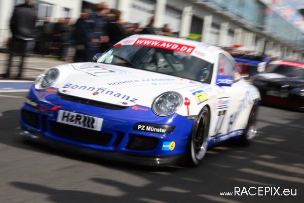 VLN 12-04-2008 01 Training Fahrerlager 106