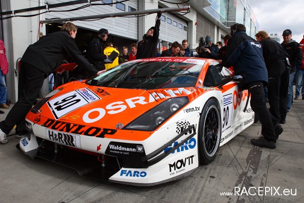 VLN 12-04-2008 01 Training Fahrerlager 117