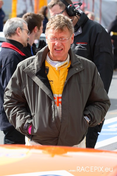 VLN 12-04-2008 01 Training Fahrerlager 123