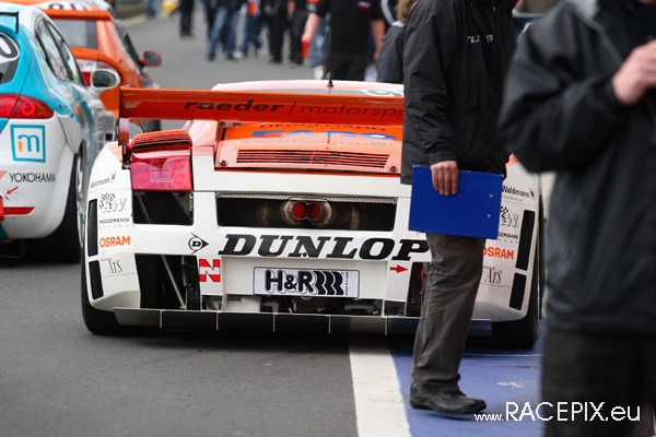 VLN 12-04-2008 01 Training Fahrerlager 135