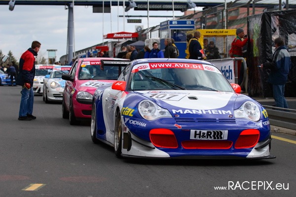 VLN 12-04-2008 01 Training Fahrerlager 137