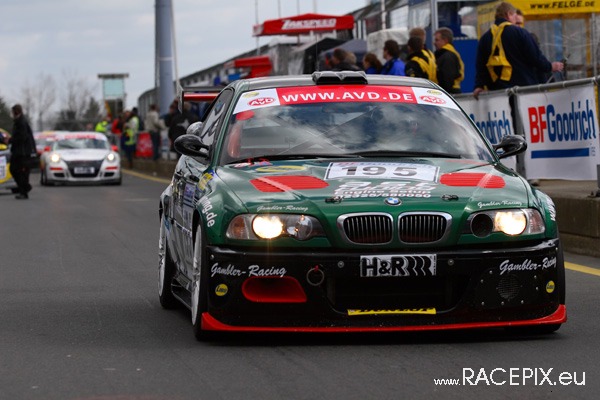 VLN 12-04-2008 01 Training Fahrerlager 140