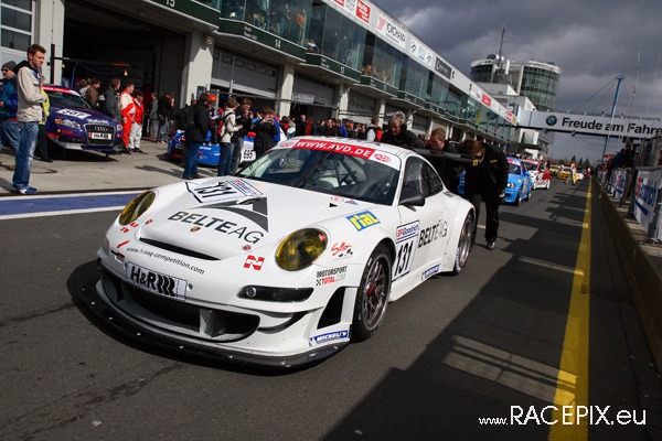 VLN 12-04-2008 01 Training Fahrerlager 158