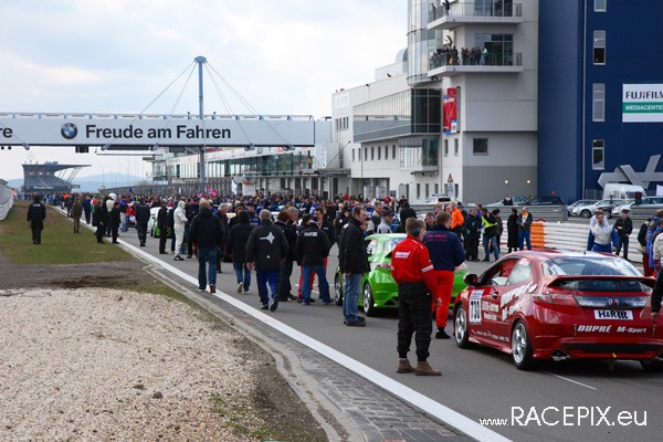 VLN 12-04-2008 01 Training Fahrerlager 166