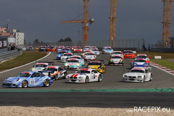 VLN 12-04-2008 02 Start + NGK-Schikane 002