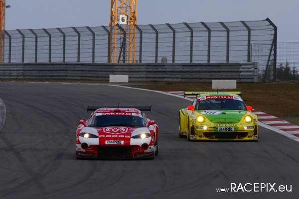 VLN 12-04-2008 02 Start + NGK-Schikane 022