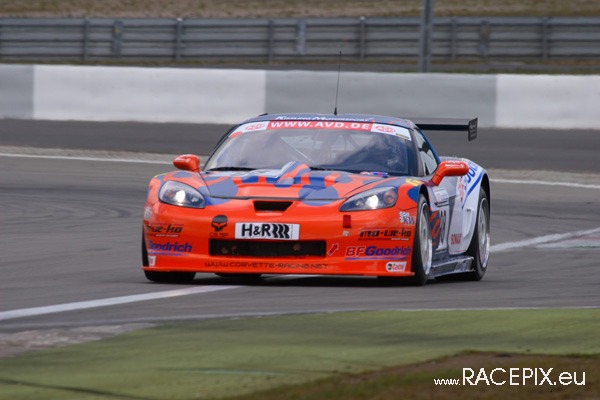 VLN 12-04-2008 02 Start + NGK-Schikane 034