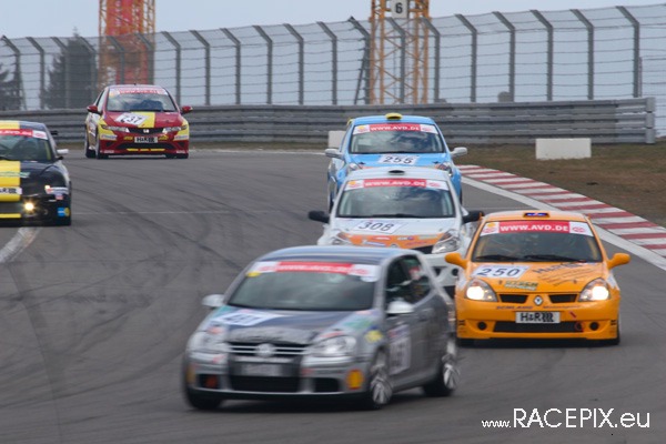 VLN 12-04-2008 02 Start + NGK-Schikane 050