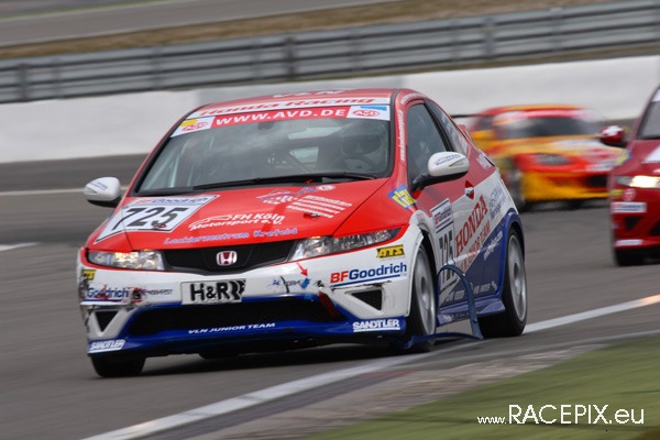 VLN 12-04-2008 02 Start + NGK-Schikane 053