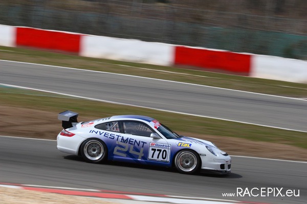 VLN 12-04-2008 02 Start + NGK-Schikane 075