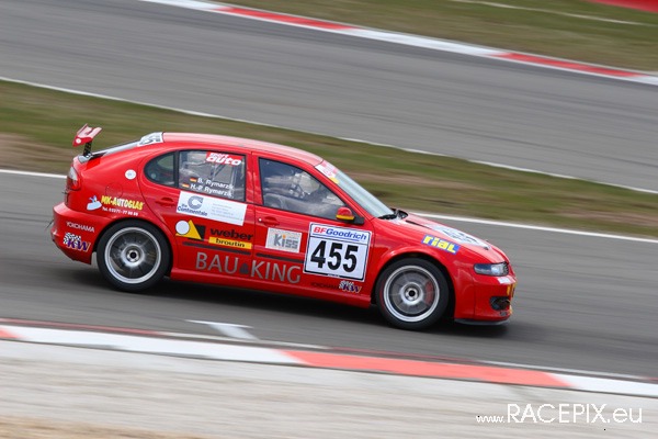 VLN 12-04-2008 02 Start + NGK-Schikane 092