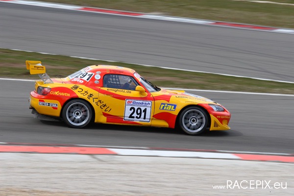 VLN 12-04-2008 02 Start + NGK-Schikane 093