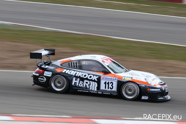 VLN 12-04-2008 02 Start + NGK-Schikane 099