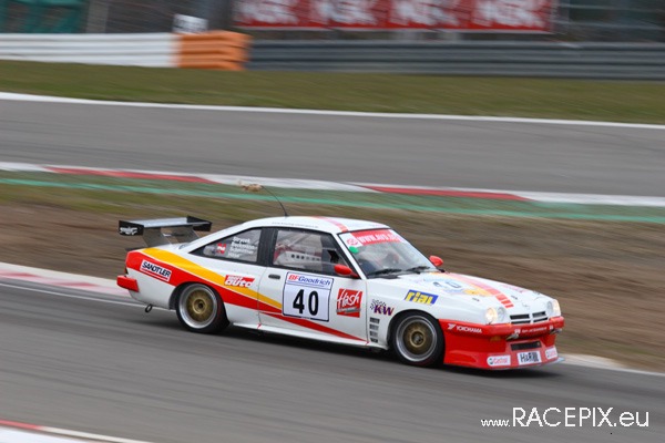 VLN 12-04-2008 02 Start + NGK-Schikane 100