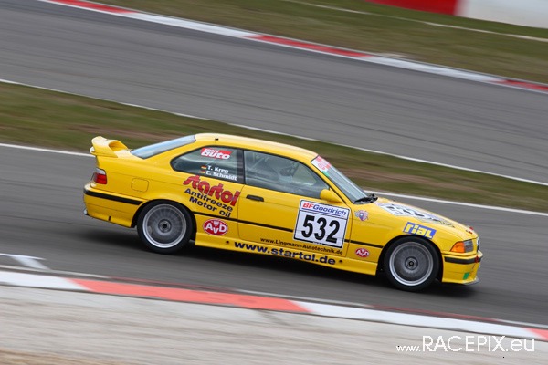 VLN 12-04-2008 02 Start + NGK-Schikane 107