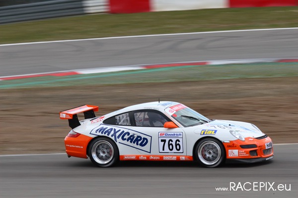 VLN 12-04-2008 02 Start + NGK-Schikane 110