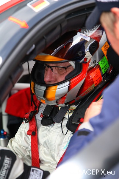 VLN 12-04-2008 04 Rennen Fahrerlager 30