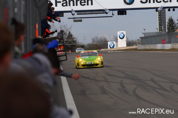 VLN 12-04-2008 06 Rennen Kurzanbindung + Zieleinlauf 89