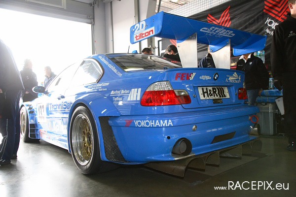 VLN 26-04-2008 01 Training Fahrerlager 049