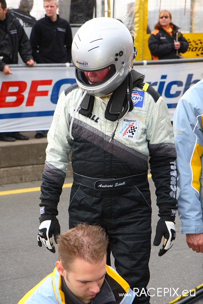 VLN 26-04-2008 01 Training Fahrerlager 060