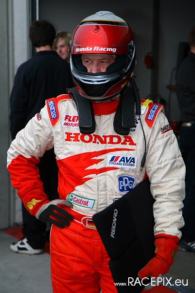 VLN 26-04-2008 01 Training Fahrerlager 063