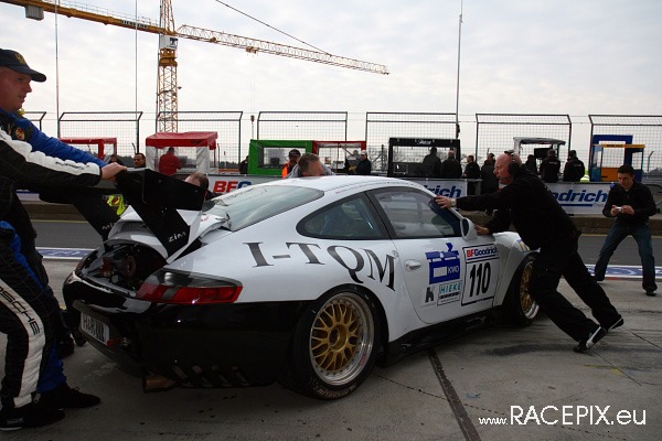 VLN 26-04-2008 01 Training Fahrerlager 074