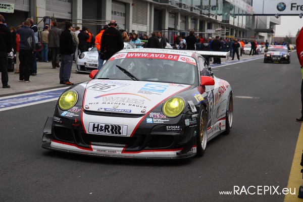 VLN 26-04-2008 01 Training Fahrerlager 075