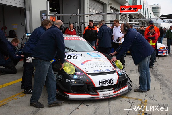 VLN 26-04-2008 01 Training Fahrerlager 077