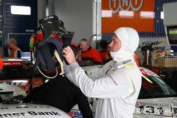 VLN 26-04-2008 01 Training Fahrerlager 093