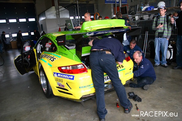VLN 26-04-2008 01 Training Fahrerlager 122