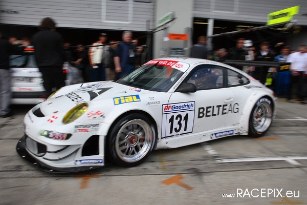 VLN 26-04-2008 03 Boxenstops 11