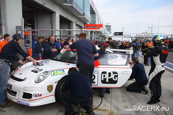 VLN 26-04-2008 03 Boxenstops 15