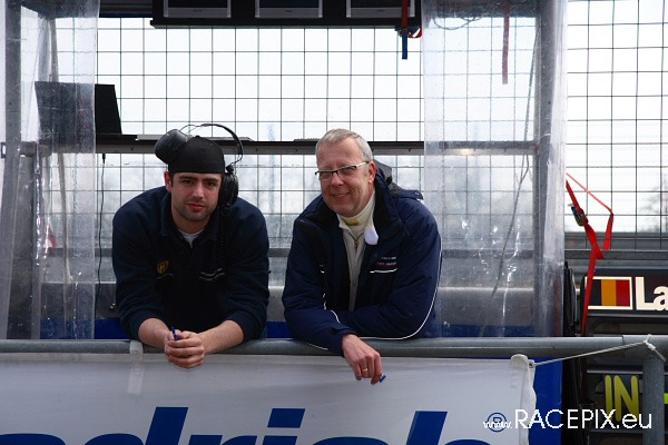 VLN 26-04-2008 03 Boxenstops 19