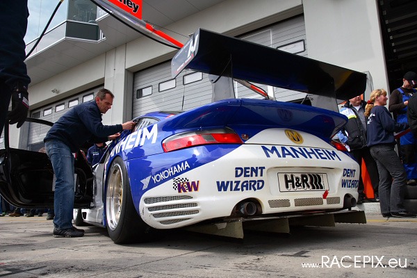 VLN 26-04-2008 03 Boxenstops 27