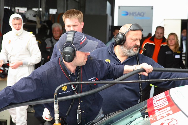 VLN 26-04-2008 03 Boxenstops 53