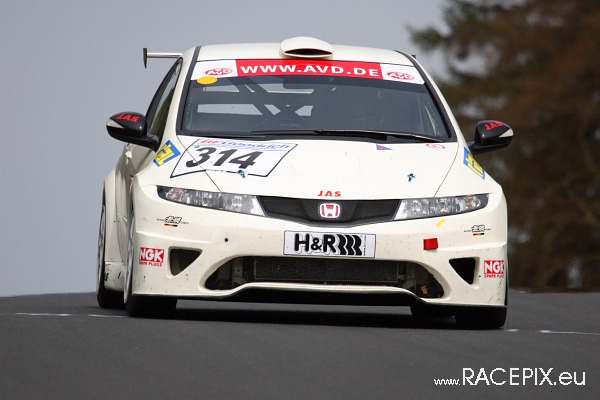 VLN 26-04-2008 04 Anfahrt Pflanzgarten 013