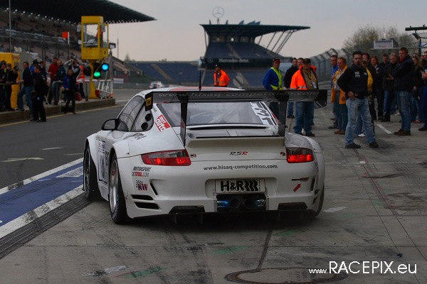 VLN 26-04-2008 06 Rennende+Siegerehrung 04