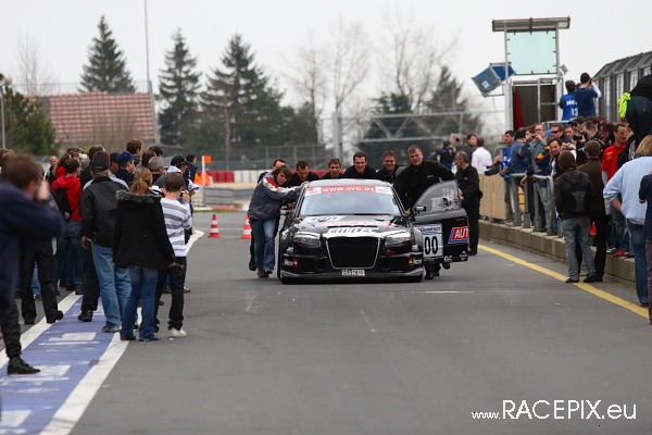VLN 26-04-2008 06 Rennende+Siegerehrung 05