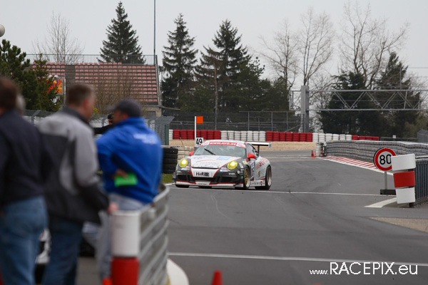 VLN 26-04-2008 06 Rennende+Siegerehrung 09