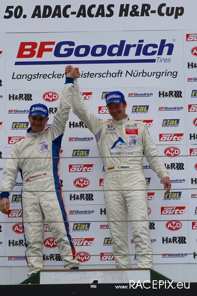 VLN 26-04-2008 06 Rennende+Siegerehrung 24