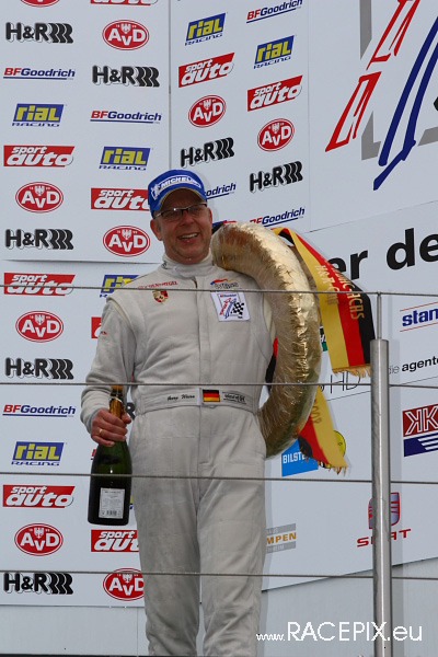 VLN 26-04-2008 06 Rennende+Siegerehrung 38